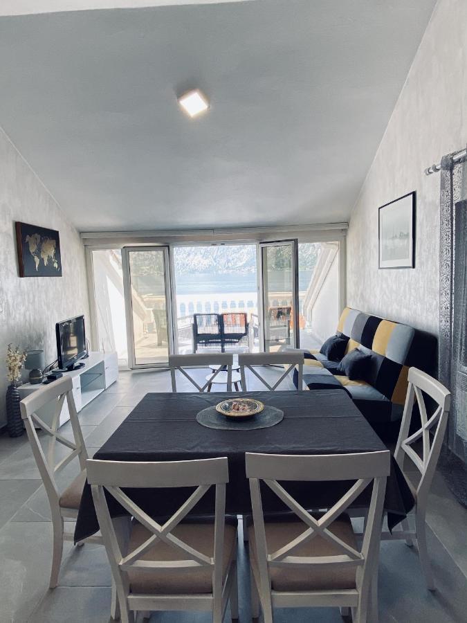 Lux Boka Sea View Apartment Kotor Eksteriør billede
