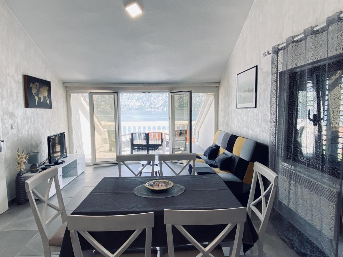 Lux Boka Sea View Apartment Kotor Eksteriør billede